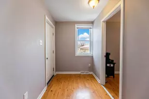 900 Croghan Ave, Joliet, IL 60436 - Photo 12