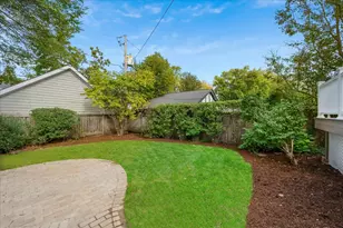 737 Maclean Ave, Kenilworth, IL 60043 - Photo 28