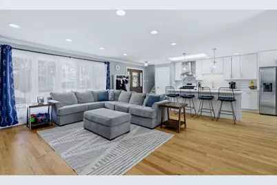 15113 Willow Lane, Oak Forest, IL 60452 - Photo 2