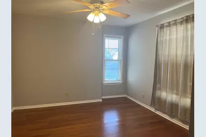 305 N View Street #2, Aurora, IL 60506 - Photo 2