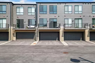 2333 Alumni Dr, Schaumburg, IL 60173 - Photo 22