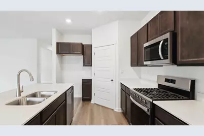 2279 Redwood Trail, Wonder Lake, IL 60097 - Photo 10