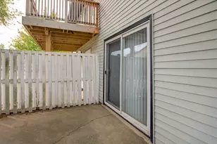 2302 Carnation Dr, Crest Hill, IL 60403 - Photo 14