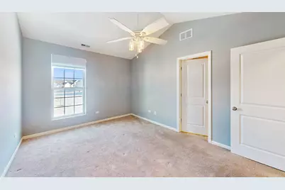204 Dorset Avenue, Oswego, IL 60543 - Photo 10