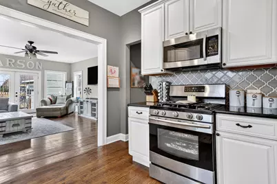 371 S Madison Street, Oswego, IL 60543 - Photo 12