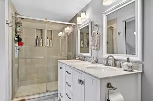 371 S Madison St, Oswego, IL 60543 - Photo 26