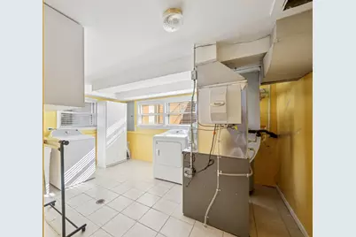 1215 W Sigwalt Street, Arlington Heights, IL 60005 - Photo 18