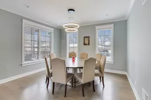 8511 Mango Ave, Morton Grove, IL 60053 - Photo 6