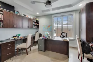 8511 Mango Ave, Morton Grove, IL 60053 - Photo 12