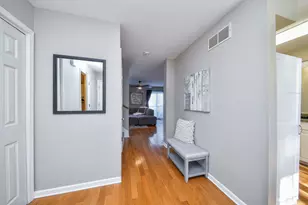 1238 Alexandria Ct, Geneva, IL 60134 - Photo 2