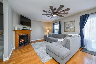 1238 Alexandria Ct, Geneva, IL 60134 - Photo 4