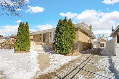 8129 S Sacramento Avenue, Chicago, IL 60652 - Photo 1