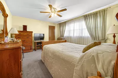 8129 S Sacramento Avenue, Chicago, IL 60652 - Photo 10