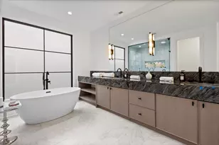 3846 N Bell Ave, Chicago, IL 60618 - Photo 16