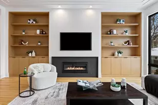 3846 N Bell Ave, Chicago, IL 60618 - Photo 12