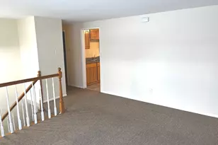 335 E Mulberry Dr, Glenwood, IL 60425 - Photo 2