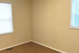 335 E Mulberry Dr, Glenwood, IL 60425 - Photo 6