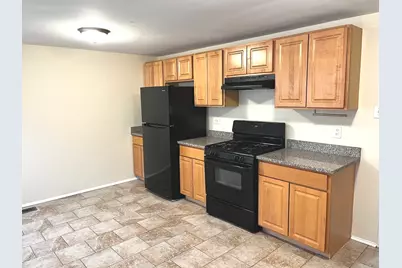 335 E Mulberry Drive, Glenwood, IL 60425 - Photo 4