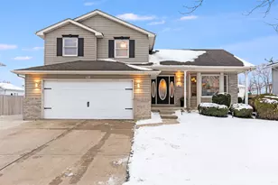 1811 Cumberland Dr, Plainfield, IL 60586 - Photo 1