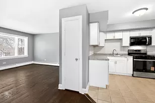 115 Dover Dr, Des Plaines, IL 60018 - Photo 6