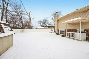 7525 170th St, Tinley Park, IL 60477 - Photo 32