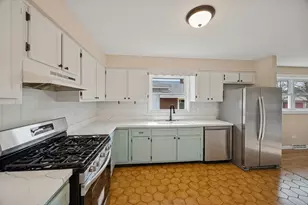 6425 177th St, Tinley Park, IL 60477 - Photo 8