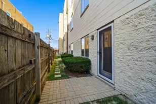 1808 S Michigan Ave, Chicago, IL 60616 - Photo 12