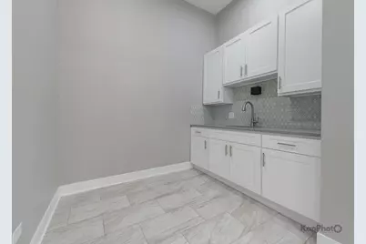 3044 W Irving Park Road, Chicago, IL 60618 - Photo 10