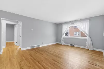 2444 W Berwyn Avenue #1N, Chicago, IL 60625 - Photo 8