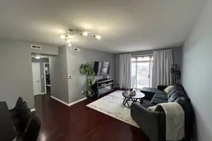 390 S Western Ave, Des Plaines, IL 60016 - Photo 12