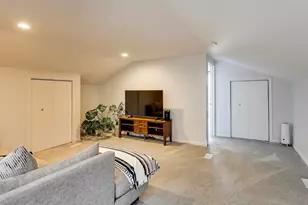 2852 N Damen Ave, Chicago, IL 60618 - Photo 12