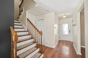 1678 Groton Ct, Wheaton, IL 60189 - Photo 4