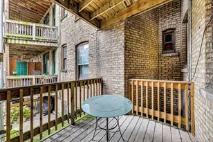 1254 W Thorndale Ave, Chicago, IL 60660 - Photo 16