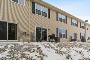 520 Silverton Dr, Grayslake, IL 60030 - Photo 22