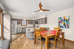 540 Parkside Dr, Elburn, IL 60119 - Photo 10