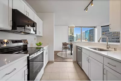 222 N Columbus Drive #3108, Chicago, IL 60601 - Photo 10