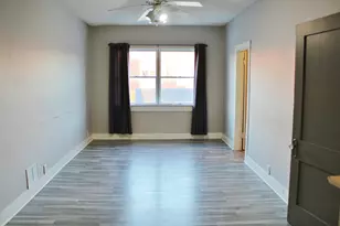 404-1/2 Liberty St, Morris, IL 60450 - Photo 2