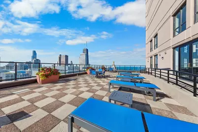 401 E Ontario Street #4001, Chicago, IL 60611 - Photo 32