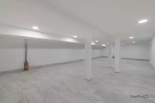 3044 W Irving Park Rd, Chicago, IL 60618 - Photo 20