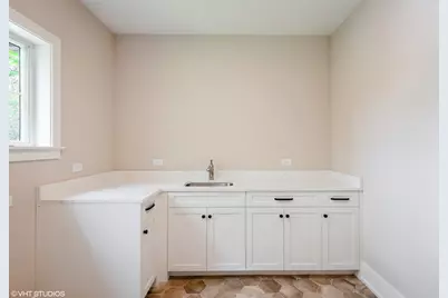 [Address not provided], Willowbrook, IL 60527 - Photo 30