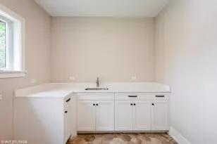 [Address not provided], Willowbrook, IL 60527 - Photo 30