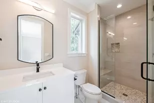 [Address not provided], Willowbrook, IL 60527 - Photo 14