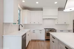 [Address not provided], Willowbrook, IL 60527 - Photo 10