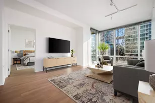 9725 Woods Dr, Skokie, IL 60077 - Photo 4