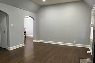 28 E 157th St, Harvey, IL 60426 - Photo 8