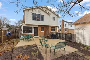 909 S Wheaton Ave, Wheaton, IL 60189 - Photo 36