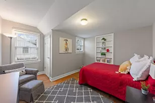 909 S Wheaton Ave, Wheaton, IL 60189 - Photo 20