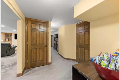 909 S Wheaton Avenue, Wheaton, IL 60189 - Photo 24