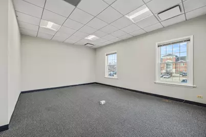 [Address not provided], Arlington Heights, IL 60004 - Photo 2