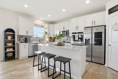 1229 Mariemont Road, Sugar Grove, IL 60554 - Photo 10